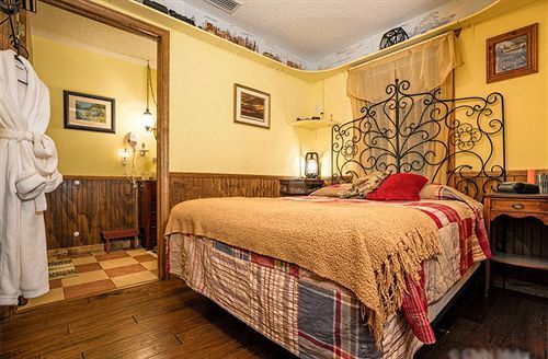 Alling House Bed And Breakfast Ориндж-Сити Экстерьер фото