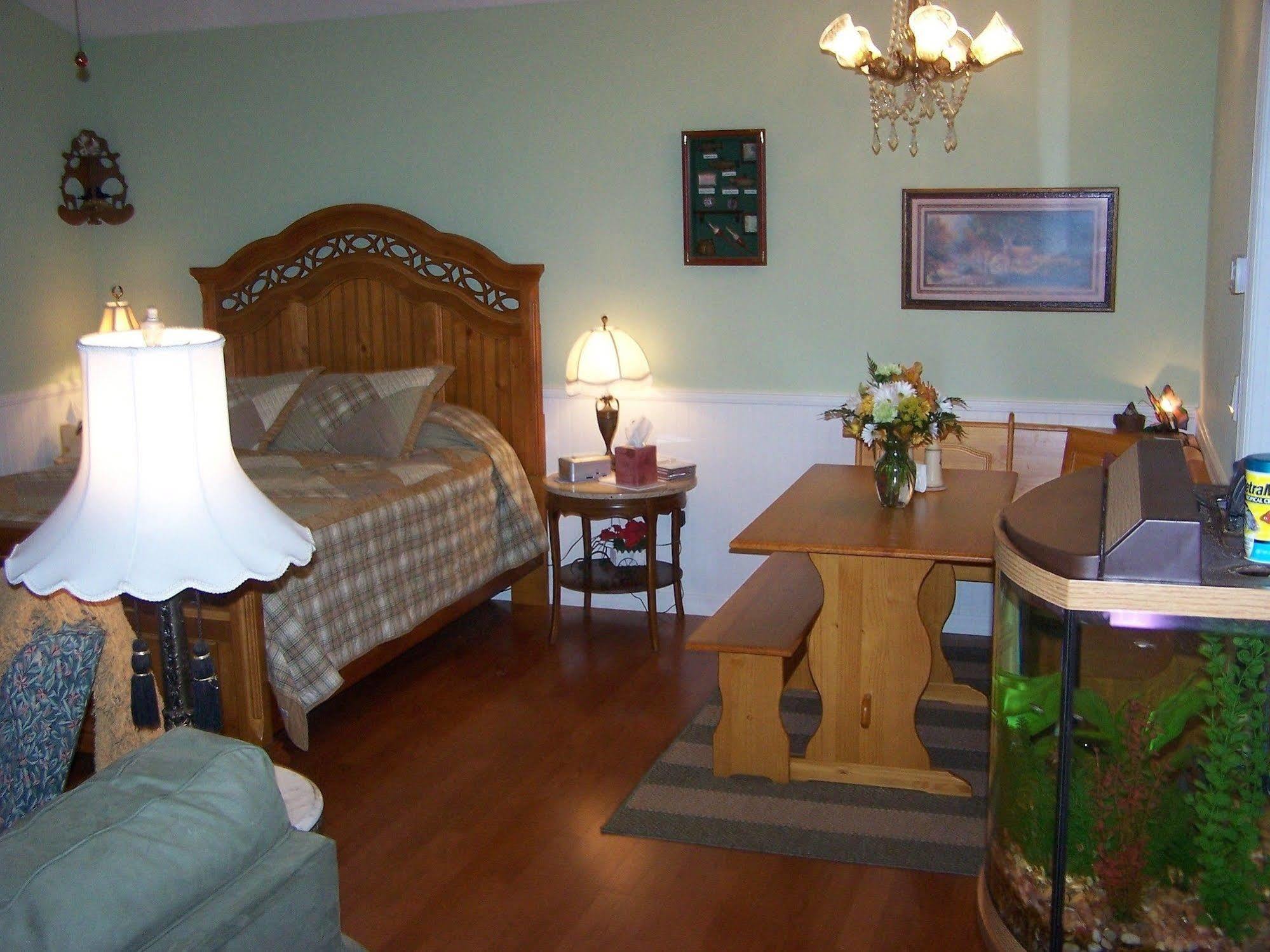 Alling House Bed And Breakfast Ориндж-Сити Номер фото